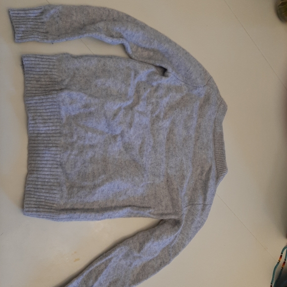 Adorable Crewcuts sweater - Picture 5 of 5